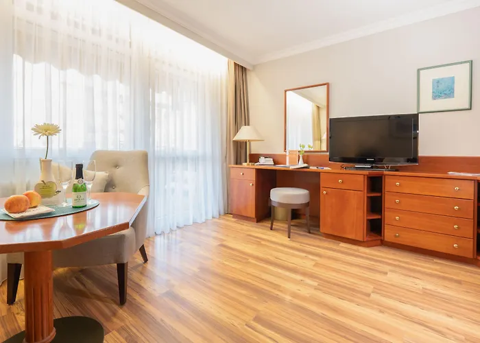 Hotel Thermenhotel Apollo 4*