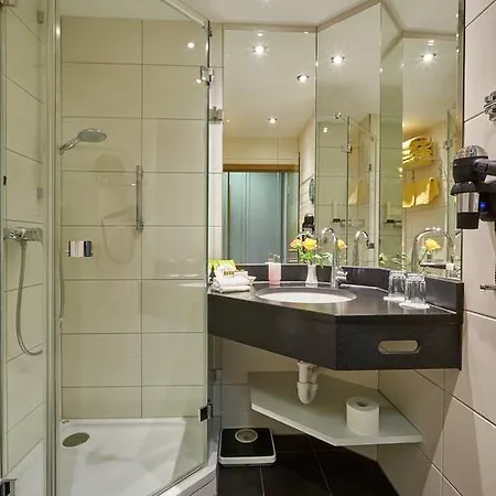 Thermenhotel Apollo Hotel 4*